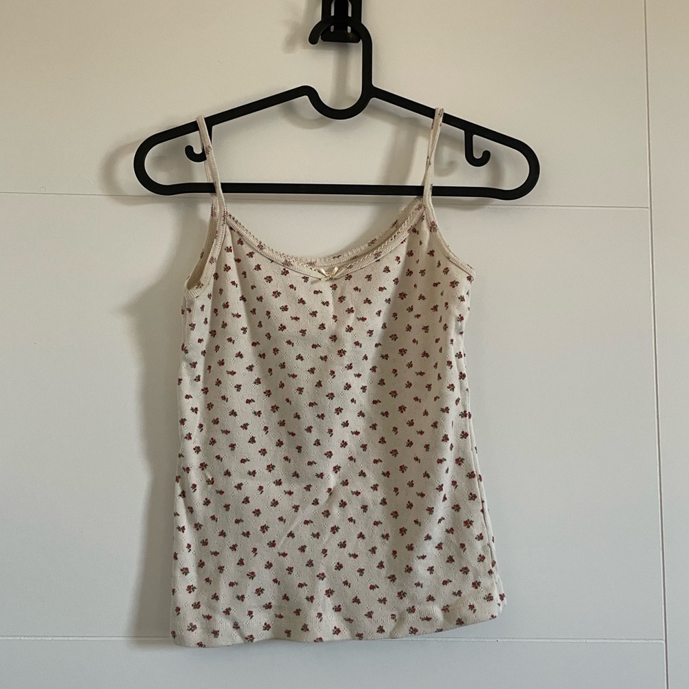 Brandy Melville top